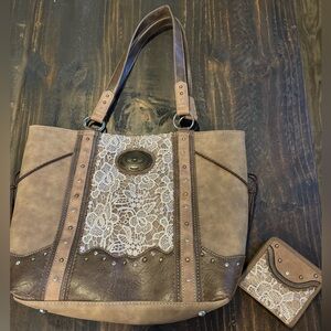 Justin Boots Concealed Carry Light Tan Lace Handbag & matching wallet